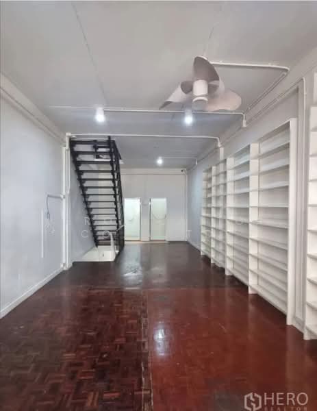 For Sale Shophouse 192 sqm near BTS Bang Chak, Phra Khanong Bangkok HRE01043, กรุงเทพ, บางจาก, พระโขนง, กรุงเทพ, 192 ตร.ม., ตึกแถว-อาคารพาณิชย์ ขาย, โดย Hero Realtor Co., Ltd., 500414017 - DDproperty.com