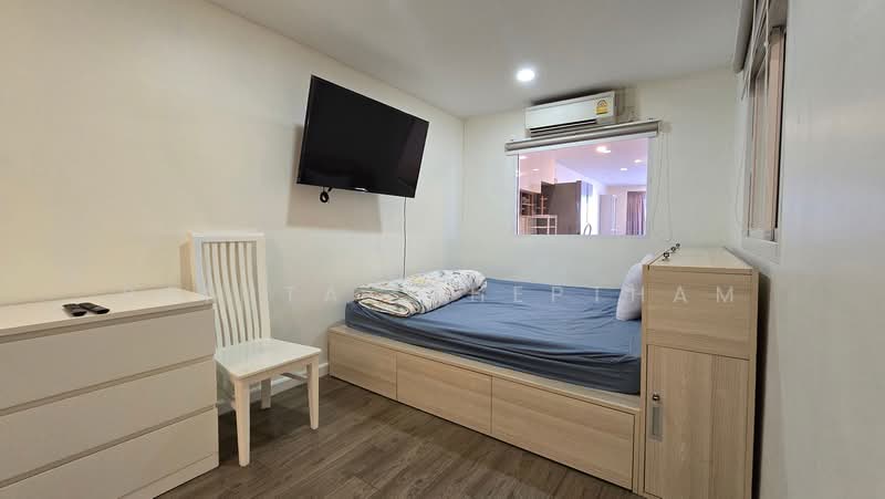 State Tower, Bangkok, 1055 Silom Road, Silom, Bang Rak, Bangkok, 3 Bedrooms, 127 sqm, Condo For Rent, by Ramita Theptham, 500414032 - DDproperty.com