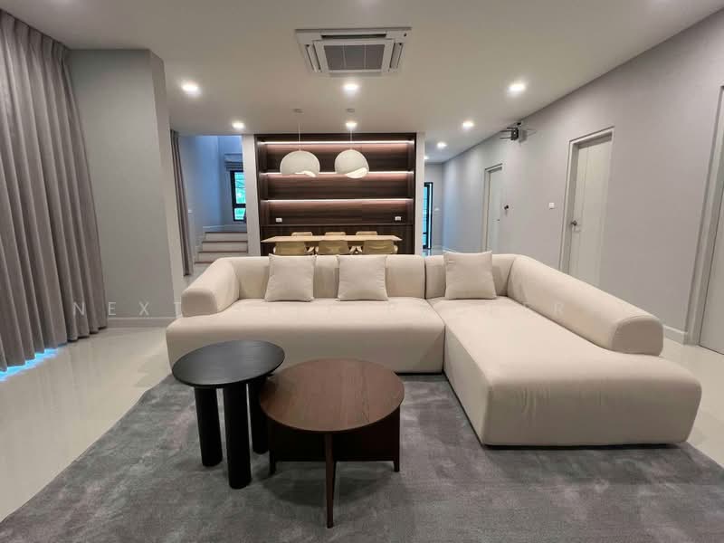 Centro Bangna : เซนโทร บางนา, สมุทรปราการ, 111 ซอย3, บางแก้ว, บางพลี, สมุทรปราการ, 303 ตร.ม., บ้านเดี่ยว ขาย, โดย Next Step Property, 500414033 - DDproperty.com