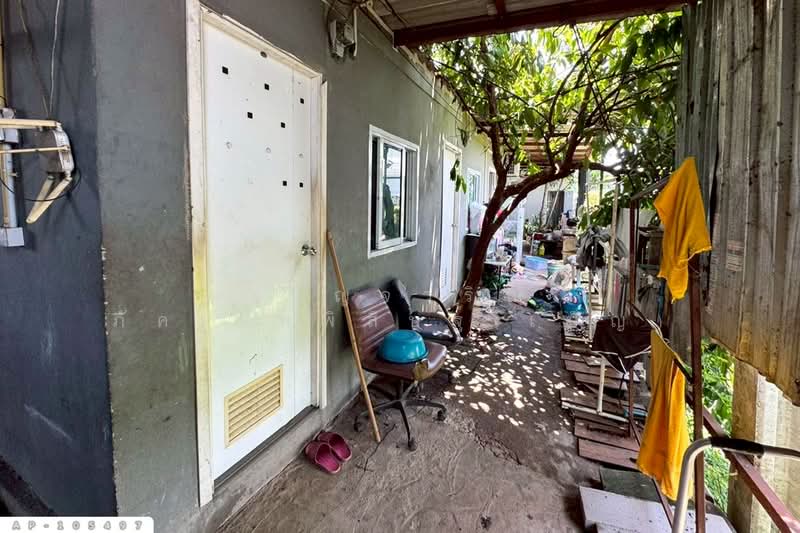 Land with structures, 1 Rai 30 Sq. Wah, located on Liap Khlong Rat Niyom Road, Nonthaburi, AP-10549, Nonthaburi, Rat Niyom, Sai Noi, Nonthaburi, , 1,720 sqm, Land For Sale, by Benchawarin Pakkawetppisit, 500414061 - DDproperty.com