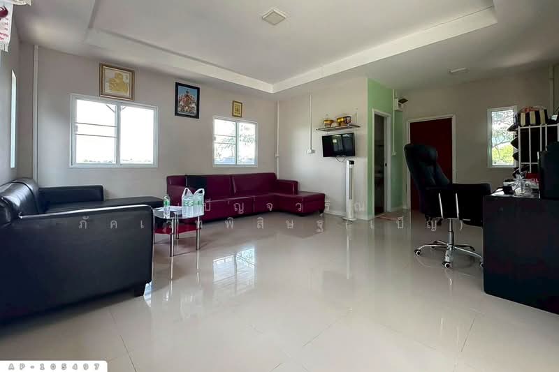 Land with structures, 1 Rai 30 Sq. Wah, located on Liap Khlong Rat Niyom Road, Nonthaburi, AP-10549, Nonthaburi, Rat Niyom, Sai Noi, Nonthaburi, , 1,720 sqm, Land For Sale, by Benchawarin Pakkawetppisit, 500414061 - DDproperty.com