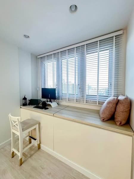 XT Huaikhwang, Bangkok, 244 Ratchadaphisek Road, Huai Khwang, Bangkok, 1 Bedroom, 35 sqm, Condo For Rent, by Isika Tonkham, 500414076 - DDproperty.com
