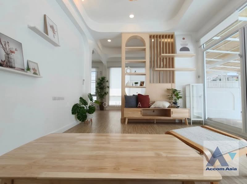 3 Bedrooms House for Rent in Sukhumvit, Bangkok near BTS Ekkamai, กรุงเทพ, คลองตันเหนือ, วัฒนา, กรุงเทพ, 300 ตร.ม., บ้านเดี่ยว ให้เช่า, โดย Accom Asia, 500414098 - DDproperty.com