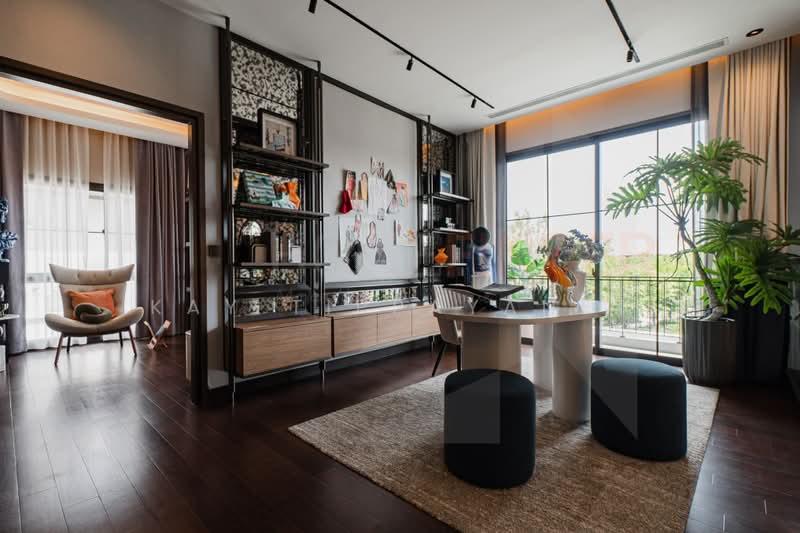 Grand Bangkok Boulevard Na-Utthayan, Bangkok, Uthayan Road, Sala Thammasop, Thawi Watthana, Bangkok, 4 Bedrooms, 440 sqm, Single Detached House For Sale, by Kay Tippayanet, 500414099 - DDproperty.com