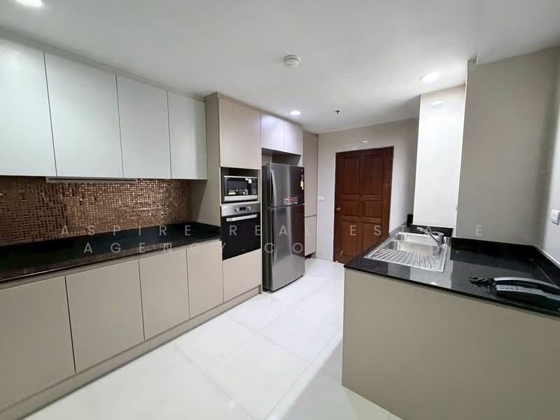 G.P. Grande Tower, Bangkok, 55 Sukhumvit 23, Khlongtoei Nua, Watthana, Bangkok, 3 Bedrooms, 260 sqm, Condo For Rent, by Aspire Real Estate Agency Co., Ltd., 500414229 - DDproperty.com