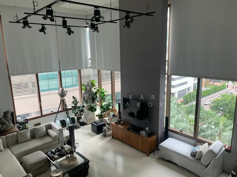 The Emporio Place, Bangkok, 93 Soi Sukhumvit 24, Sukhumvit Road, Khong Tan, Khlong Toei, Bangkok, 3 Bedrooms, 165 sqm, Condo For Sale, by Nitchakarn Wanitwichakornkit, 500414247 - DDproperty.com