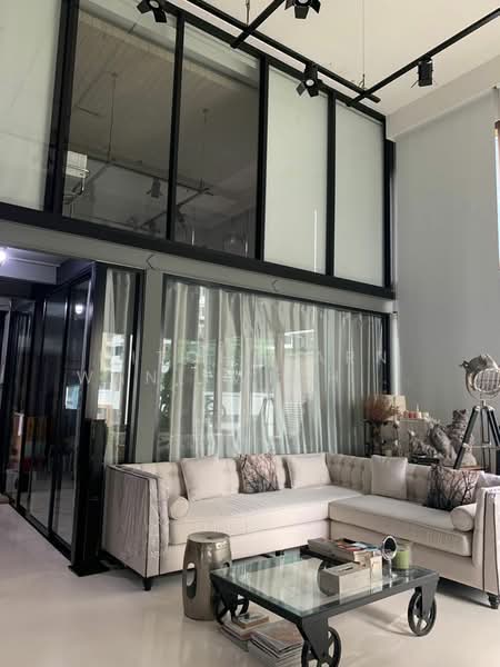 The Emporio Place, Bangkok, 93 Soi Sukhumvit 24, Sukhumvit Road, Khong Tan, Khlong Toei, Bangkok, 3 Bedrooms, 165 sqm, Condo For Sale, by Nitchakarn Wanitwichakornkit, 500414247 - DDproperty.com