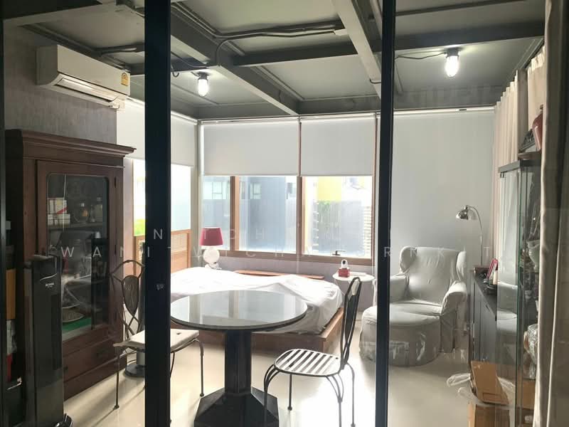 The Emporio Place : ดิ เอ็มโพริโอ เพลส, กรุงเทพ, 93 ซอยสุขุมวิท 24 ถนนสุุขุมวิท, คลองตัน, คลองเตย, กรุงเทพ, 165 ตร.ม., คอนโด ขาย, โดย Nitchakarn Wanitwichakornkit, 500414247 - DDproperty.com