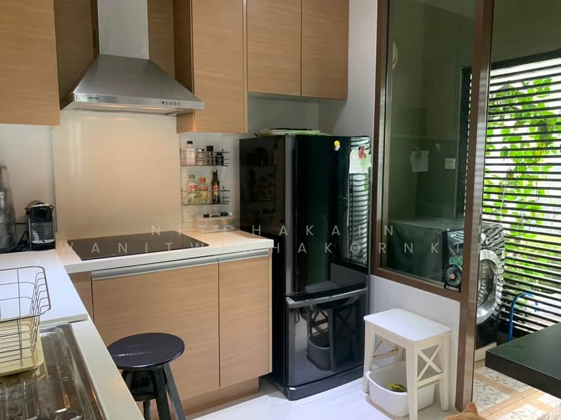 The Emporio Place : ดิ เอ็มโพริโอ เพลส, กรุงเทพ, 93 ซอยสุขุมวิท 24 ถนนสุุขุมวิท, คลองตัน, คลองเตย, กรุงเทพ, 165 ตร.ม., คอนโด ขาย, โดย Nitchakarn Wanitwichakornkit, 500414247 - DDproperty.com