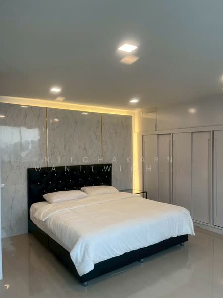 President Park Sukhumvit 24, Bangkok, 99 Sukhumvit 24 Alley, Khlongtoei Nua, Watthana, Bangkok, 3 Bedrooms, 223 sqm, Condo For Rent, by Nitchakarn Wanitwichakornkit, 500414250 - DDproperty.com