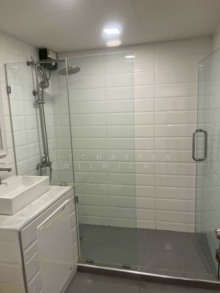 President Park Sukhumvit 24, Bangkok, 99 Sukhumvit 24 Alley, Khlongtoei Nua, Watthana, Bangkok, 3 Bedrooms, 223 sqm, Condo For Rent, by Nitchakarn Wanitwichakornkit, 500414250 - DDproperty.com
