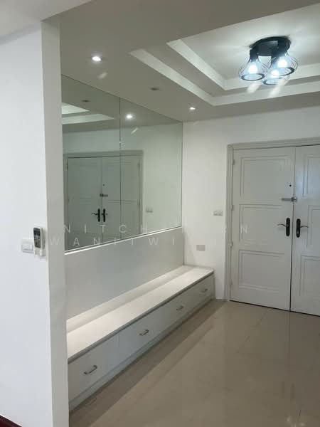 President Park Sukhumvit 24, Bangkok, 99 Sukhumvit 24 Alley, Khlongtoei Nua, Watthana, Bangkok, 3 Bedrooms, 223 sqm, Condo For Rent, by Nitchakarn Wanitwichakornkit, 500414250 - DDproperty.com