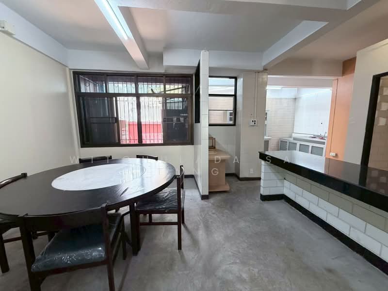 Khlong Tan Niwet Village, Bangkok, Khlong Tan Nuea, Watthana, Khlong Tan Nua, Watthana, Bangkok, 4 Bedrooms, 200 sqm, Townhouse For Sale, by Witchulada Sae Tang, 500414273 - DDproperty.com