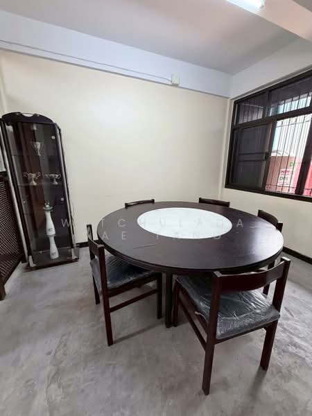 Khlong Tan Niwet Village, Bangkok, Khlong Tan Nuea, Watthana, Khlong Tan Nua, Watthana, Bangkok, 4 Bedrooms, 200 sqm, Townhouse For Sale, by Witchulada Sae Tang, 500414273 - DDproperty.com