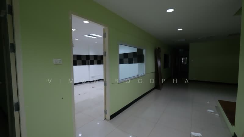 ตึกสํานักงาน รัชดาภิเษก22, Bangkok, Samsen Nok, Huai Khwang, Bangkok, , 1,248 sqm, Office Space For Sale, by Vimon Boodpha, 500414281 - DDproperty.com