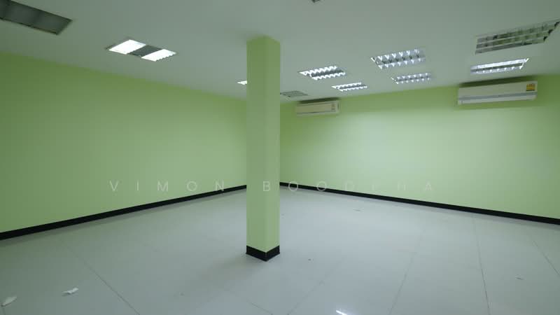 ตึกสํานักงาน รัชดาภิเษก22, Bangkok, Samsen Nok, Huai Khwang, Bangkok, , 1,248 sqm, Office Space For Sale, by Vimon Boodpha, 500414281 - DDproperty.com