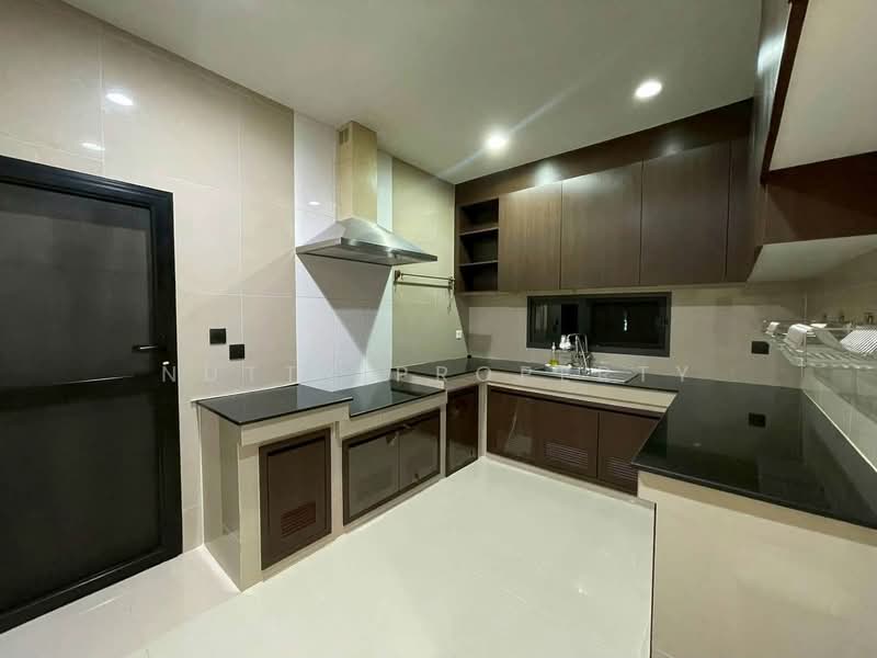 Setthasiri Krungthep Kreetha, Bangkok, Krungthep Kreetha Road, Hua Mak, Bang Kapi, Bangkok, 4 Bedrooms, 260 sqm, Single Detached House For Rent, by Nutty Property, 500414288 - DDproperty.com
