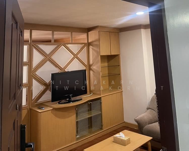 49 Suite Sukhumvit 49, Bangkok, 26 Soi Sukhumvit 49, Khlong Tan Nua, Watthana, Bangkok, 1 Bedroom, 40 sqm, Condo For Rent, by Nitchakarn Wanitwichakornkit, 500414299 - DDproperty.com