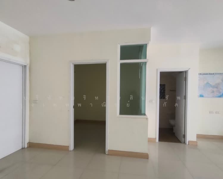 Gusto Townhome Ramkhamhaeng, Bangkok, Soi Rat Phatthana (Soi Miss Teen), Ramkhamhaeng Road (Sukhapiban 3 Road), Saphan Sung, Bangkok, 3 Bedrooms, 175 sqm, Townhouse For Sale, by Bangkok Commercial Asset Management Com, 500414302 - DDproperty.com