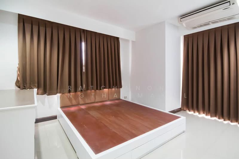 Witthayu Complex, Bangkok, 1673 New Petchaburi Road, Makkasan, Ratchathewi, Bangkok, 1 Bedroom, 70 sqm, Condo For Rent, by Ratchanon Songthammakul, 500414341 - DDproperty.com
