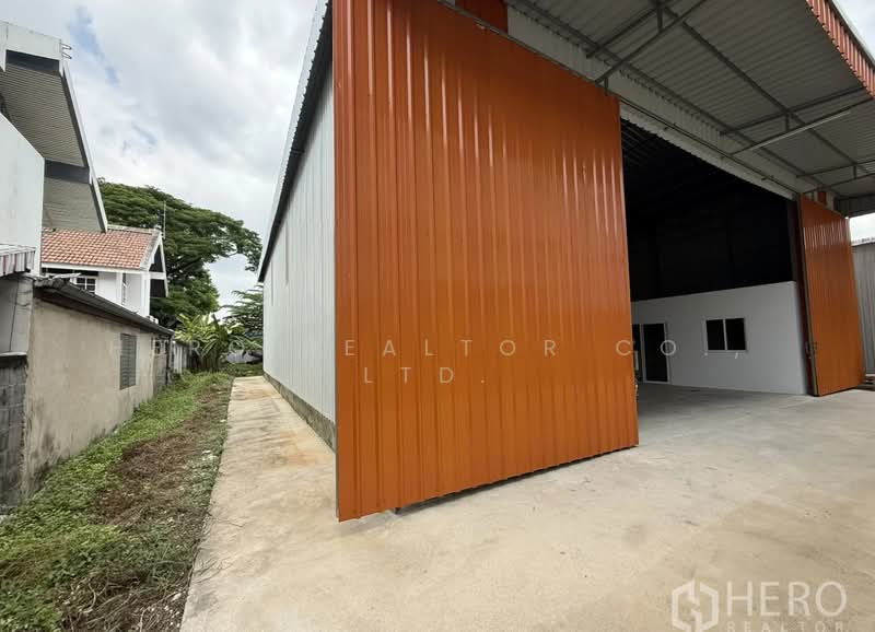 For rent Warehouse 300 sq.m. in Khlong Chaokhun Sing, Wang Thonglang, Bangkok HRE01050, Bangkok, Khlong Chaokhun Sing, Wang Thonglang, Bangkok, , 300 sqm, Warehouse/Factory For Rent, by Hero Realtor Co., Ltd., 500414412 - DDproperty.com