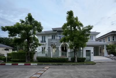 ขาย - Golden Nakara : โกลเด้น นครา, กรุงเทพ