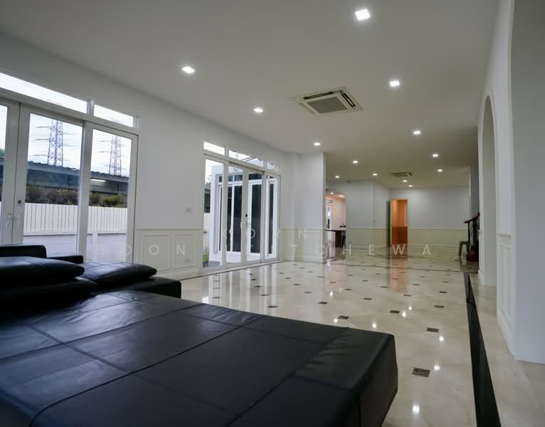 Golden Nakara, Bangkok, Soi On Nut 65, Prawet, Bangkok, 3 Bedrooms, 539 sqm, Single Detached House For Sale, by กร บุญลิขิตชีวะ, 500414426 - DDproperty.com