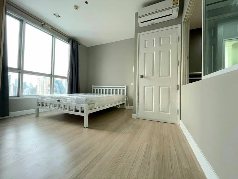 Life @ Sathorn 10, Bangkok, 48 Soi Sathorn 10, Sathorn Road, Silom, Bang Rak, Bangkok, 1 Bedroom, 39 sqm, Condo For Rent, by Keerati Wangrujirakul, 500414437 - DDproperty.com
