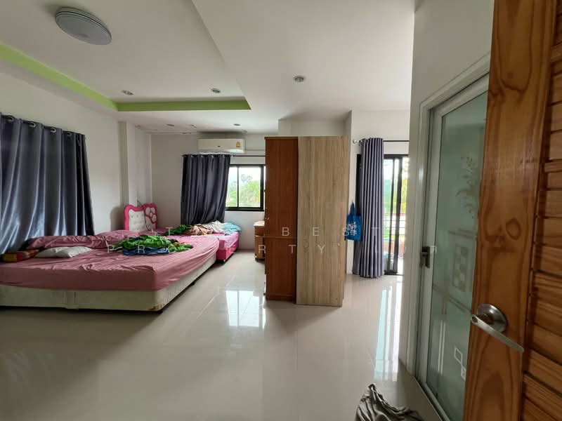 บ้านเดี่ยวพร้อมที่ดินหนองรี ชลบุรี, Chon Buri (Pattaya), Nong Ri, Muang Chon Buri, Chon Buri (Pattaya), 3 Bedrooms, 150 sqm, Single Detached House For Sale, by The Best Property เจต, 500414466 - DDproperty.com