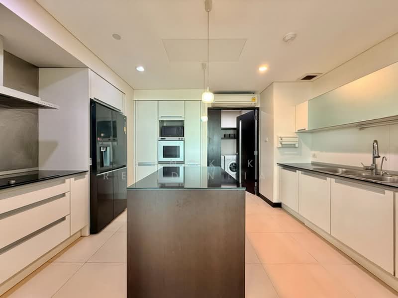 The Park Chidlom, Bangkok, 1 Petchaburi Road, Pathum Wan, Bangkok, 3 Bedrooms, 260 sqm, Condo For Rent, by Bangkok Residential, 500414476 - DDproperty.com