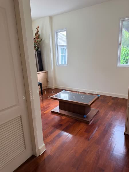 undefined, Bangkok, Dok Mai, Prawet, Bangkok, 3 Bedrooms, 304 sqm, Single Detached House For Sale, by Ratchanon Songthammakul, 500414479 - DDproperty.com