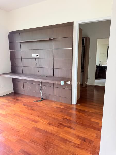 undefined, Bangkok, Dok Mai, Prawet, Bangkok, 3 Bedrooms, 304 sqm, Single Detached House For Sale, by Ratchanon Songthammakul, 500414479 - DDproperty.com