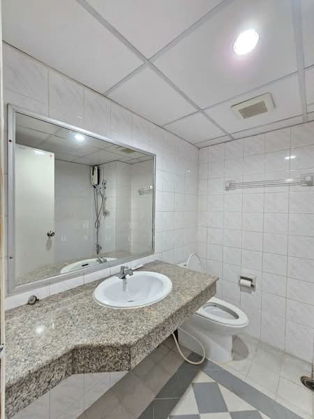 Surawong Classic Place, Bangkok, 171 Santiphap Alley, Si Phraya, Bang Rak, Bangkok, Studio, 33 sqm, Condo For Rent, by พิมพ์ภัทรา แจ่มอุลิตรัตน, 500414529 - DDproperty.com