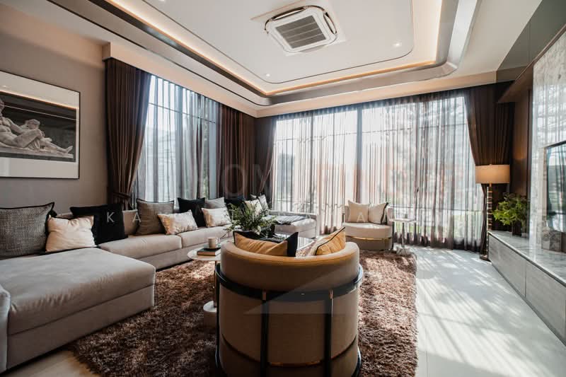 Grand Bangkok Boulevard Borommaratchachonnani, Bangkok, Borommaratchachonnani Road, Sala Thammasop, Thawi Watthana, Bangkok, 5 Bedrooms, 676 sqm, Single Detached House For Sale, by Kay Tippayanet, 500414530 - DDproperty.com