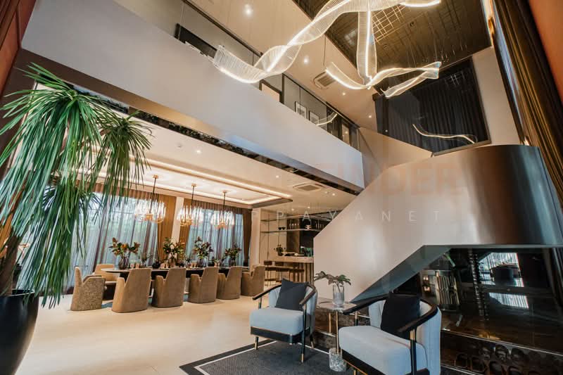 Grand Bangkok Boulevard Borommaratchachonnani, Bangkok, Borommaratchachonnani Road, Sala Thammasop, Thawi Watthana, Bangkok, 5 Bedrooms, 676 sqm, Single Detached House For Sale, by Kay Tippayanet, 500414530 - DDproperty.com