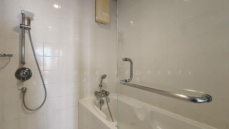 Baan Pakapun, Bangkok, 26 Soi Methi niwet, Khong Tan, Khlong Toei, Bangkok, 2 Bedrooms, 140 sqm, Condo For Rent, by BANGKOK PROPERTY AGENTS, 500414541 - DDproperty.com