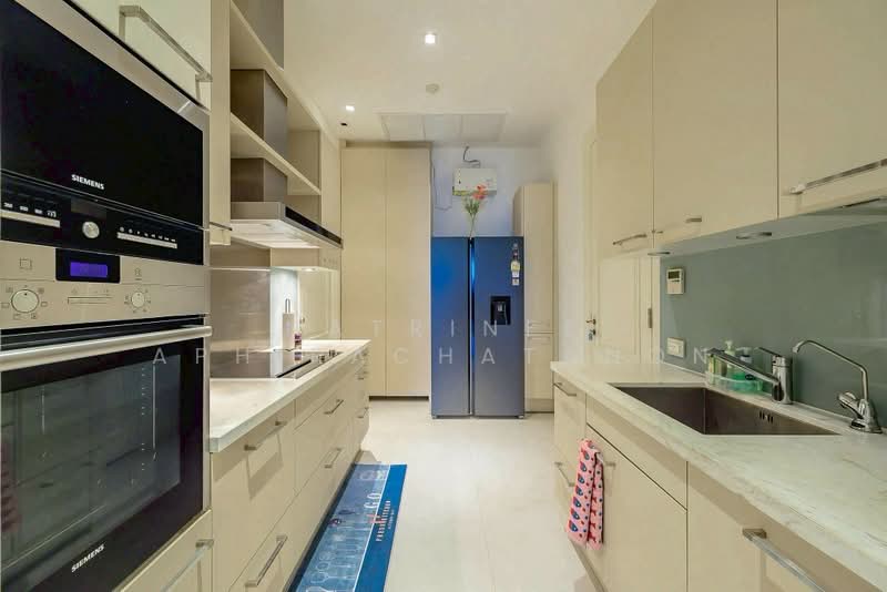 Le Raffine Sukhumvit 39, Bangkok, Soi Sukhumvit 39, Khlong Tan Nua, Watthana, Bangkok, 3 Bedrooms, 237 sqm, Condo For Rent, by Natrinee Aphirachatanon, 500414561 - DDproperty.com