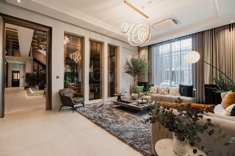 Grand Bangkok Boulevard Borommaratchachonnani, Bangkok, Borommaratchachonnani Road, Sala Thammasop, Thawi Watthana, Bangkok, 6 Bedrooms, 834 sqm, Single Detached House For Sale, by Kay Tippayanet, 500414625 - DDproperty.com