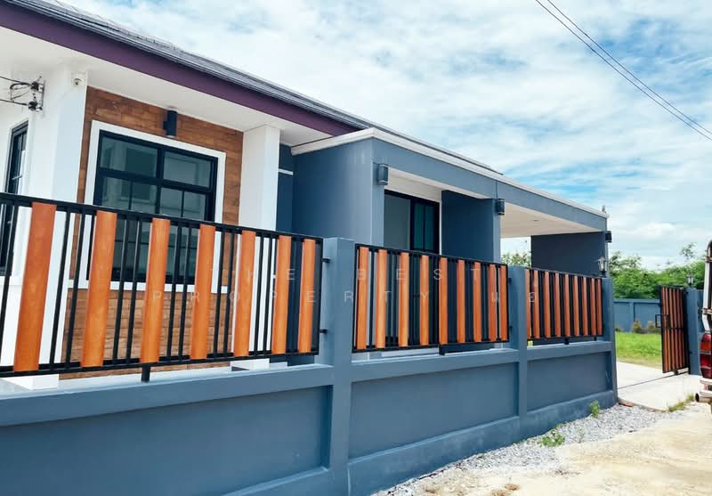 บ้านเดี่ยวพร้อมที่ดินหนองฉาง อุทัยธานี, อุทัยธานี, หนองสรวง, หนองฉาง, อุทัยธานี, 100 ตร.ม., บ้านเดี่ยว ขาย, โดย The Best Property แอ้, 500414629 - DDproperty.com