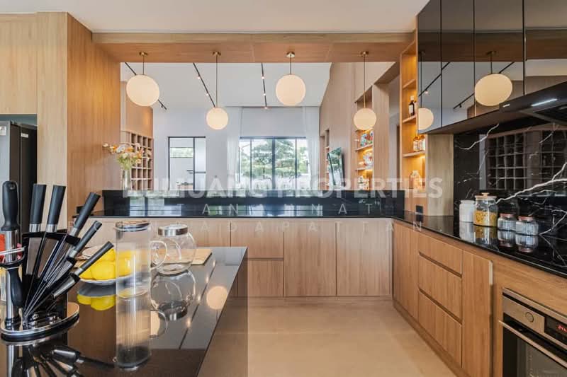 The Urban Watket-Charoen Mueang, Chiang Mai, Bamrung Rat Soi 4, Wat Khet, Muang Chiang Mai, Chiang Mai, 5 Bedrooms, 1,022 sqm, Single Detached House For Sale, by Tanannat Porntadapattanayothin, 500414658 - DDproperty.com