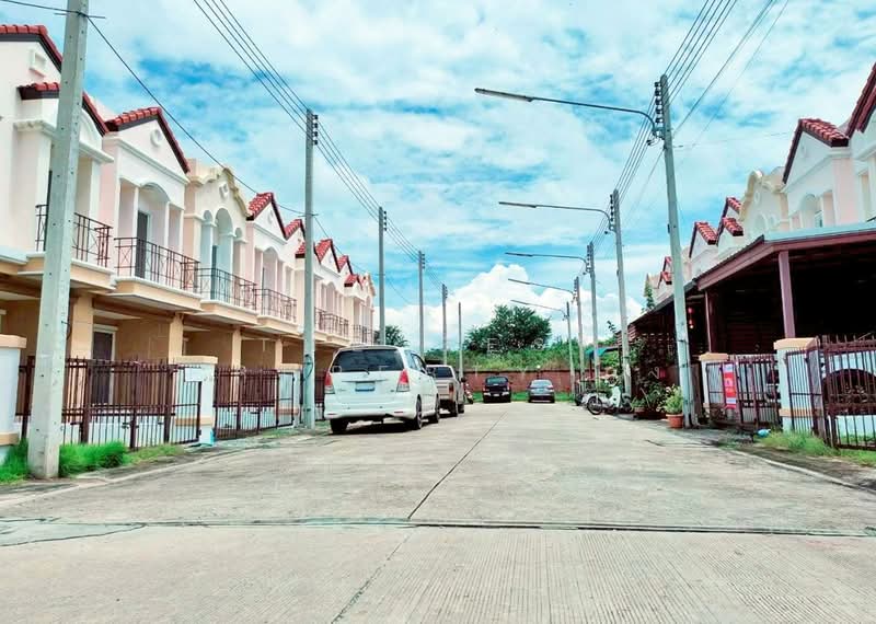 วิคทอเรีย การ์เด้นวิลล์ บางนา-ตราด, Chachoengsao, Hom Sil, Bang Pakong, Chachoengsao, 2 Bedrooms, 100 sqm, Townhouse For Sale, by The Best Property กุ้ง, 500414693 - DDproperty.com