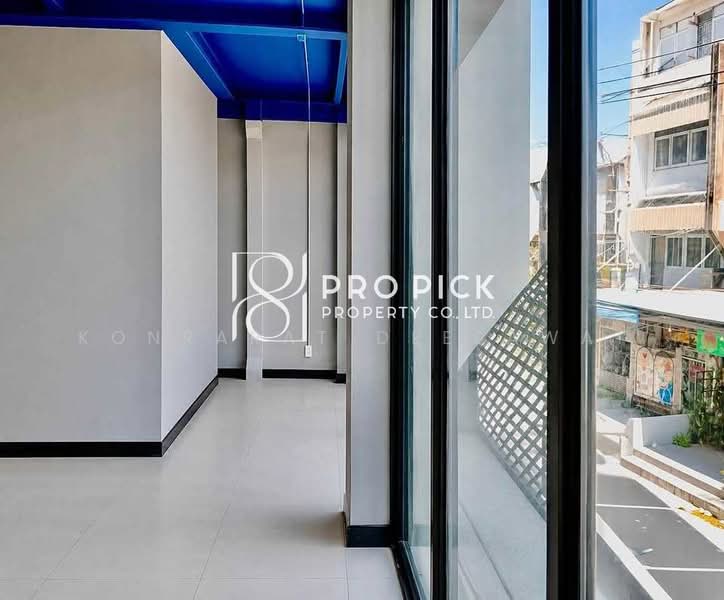 For Rent Office Space BTS Phra Khanong Sukhumvit Watthana Bangkok PP-00376, Bangkok, สุขุมวิท, Phra Kanong Nua, Watthana, Bangkok, , 40 sqm, Office Space For Rent, by Konrarat Deesawat, 500414706 - DDproperty.com