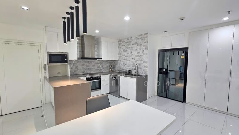 Crystal Garden, Bangkok, 217 Sukhumvit 4 Alley, Khlong Toei, Bangkok, 2 Bedrooms, 220 sqm, Condo For Sale, by Amarin Sitthidhoon, 500414710 - DDproperty.com
