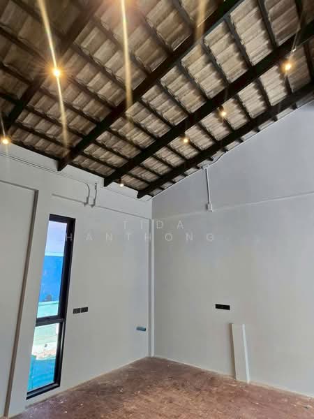 ให้เช่า สำนักงาน สุขุมวิท 64 (Sukhumvit 64) 240 ตร.ม, Bangkok, Bang Chak, Phra Khanong, Bangkok, , 240 sqm, Office Space For Rent, by Tida phanthonglarptawee, 500414740 - DDproperty.com