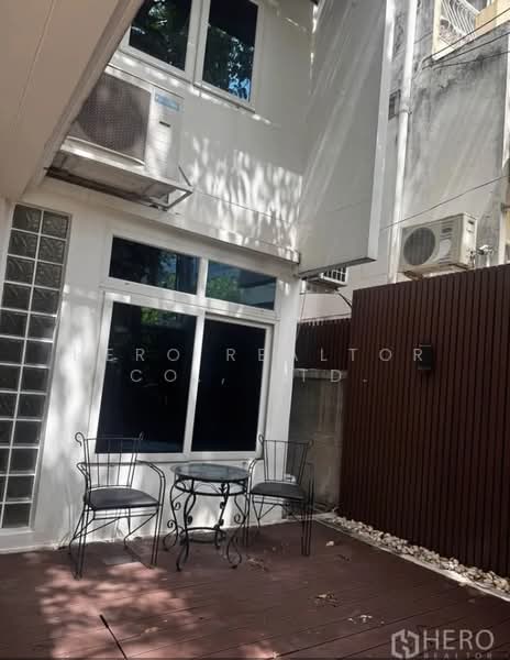 For rent 4 Bedroom Townhouse in Bang Kapi, Huai Khwang, Bangkok HRE01053, กรุงเทพ, บางกะปิ, ห้วยขวาง, กรุงเทพ, 430 ตร.ม., ทาวน์เฮ้าส์ ให้เช่า, โดย Hero Realtor Co., Ltd., 500414742 - DDproperty.com