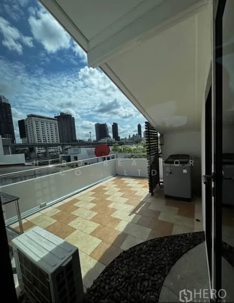 For rent 4 Bedroom Townhouse in Bang Kapi, Huai Khwang, Bangkok HRE01053, กรุงเทพ, บางกะปิ, ห้วยขวาง, กรุงเทพ, 430 ตร.ม., ทาวน์เฮ้าส์ ให้เช่า, โดย Hero Realtor Co., Ltd., 500414742 - DDproperty.com