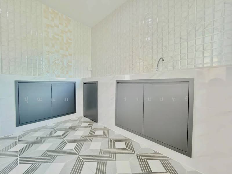 บ้านสิทธิทรัพย์ ลำลูกกา-คลอง7, Pathum Thani, ลำลูกกาคลอง7, Bung Kham Proi, Lam Luk Ka, Pathum Thani, 4 Bedrooms, 138 sqm, Single Detached House For Sale, by ปุณณภา นารานนทชัย, 500414744 - DDproperty.com