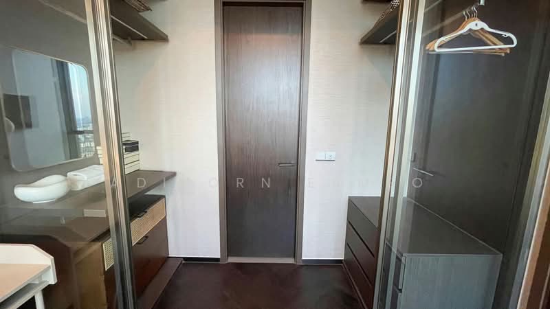 The Esse Sukhumvit 36, Bangkok, Soi Sukhumvit 36, Sukhumvit Road, Phra Kanong, Khlong Toei, Bangkok, 1 Bedroom, 38 sqm, Condo For Rent, by Adisorn Eamso, 500414769 - DDproperty.com
