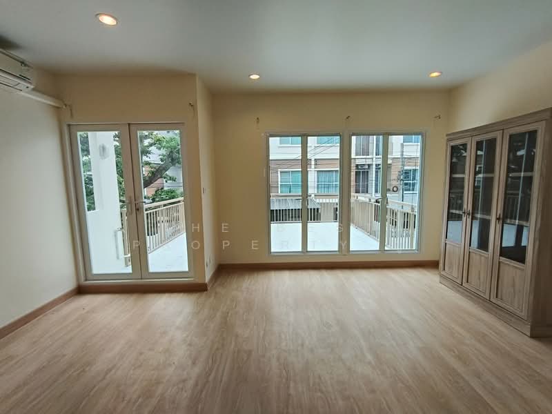 Villette Lite Pattanakarn, Bangkok, Soi Phatthanakan 38, Phatthanakan Road, Suan Luang, Bangkok, 4 Bedrooms, 150 sqm, Townhouse For Sale, by The Best Property หญิง, 500414787 - DDproperty.com