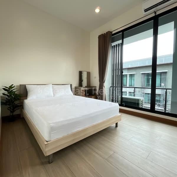 Baan Klang Muang Rama 9-Ramkhmahaeng, Bangkok, Soi Ramkhamhaeng 39, Phlapphla, Wang Thonglang, Bangkok, 3 Bedrooms, 149 sqm, Townhouse For Rent, by ธนภัทร ไทยจินดา, 500414788 - DDproperty.com